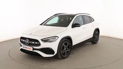 Usado Mercedes GLA200 AMG line 150 CV (110 kW) 2020 Blanco SUV