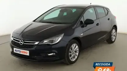 Usado Opel Astra Dynamic 150 CV (110 kW) 2019 Azul Berlina
