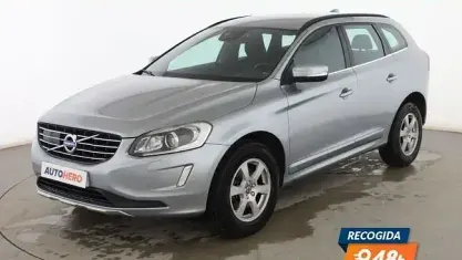 Käytetty Volvo XC60 Momentum 181 HP (133 kW) 2015 Harmaa Katumaasturi