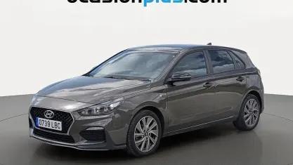 Usado Hyundai i30 N Line 120 CV (88 kW) 2019 Gris Utilitario