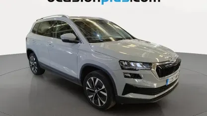 Usado Skoda Karoq 150 CV (110 kW) 2024 Gris SUV