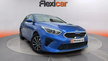 Käytetty Kia Ceed Plus 101 HP (74 kW) 2018 Sininen Viistoperä