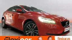 Rojo Usado 2018 Volvo V40 Familiar | 14.990 € (Precio justo)
