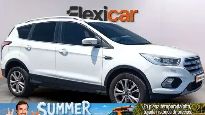 Usado Ford Kuga Trend 150 CV (110 kW) 2017 Blanco SUV