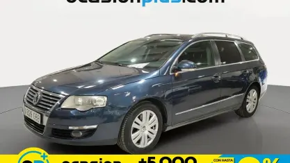 Begagnad VW Passat Highline 140 HK (102 kW) 2008 Blå Kombi