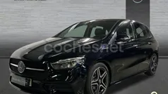 Negro Usado 2021 Mercedes B200 Monovolumen | 28.900 € (Precio justo)