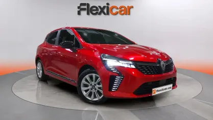 Usado Renault Clio V Evolution 100 CV (73 kW) 2025 Rojo Berlina