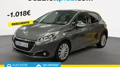 Usado 2019 Peugeot 208 Signature Sky Utilitario | 11.200 € (Precio justo)