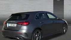 Gris Usado 2024 Mercedes A200 Berlina | 35.900 € (Precio justo)