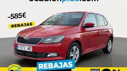 Rojo Usado 2016 Skoda Fabia Ambition Utilitario | 7315 € (Precio justo)