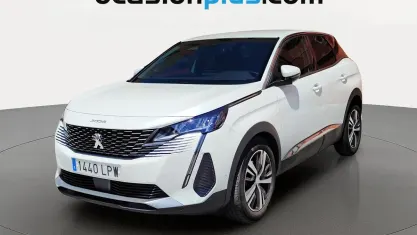 Usado Peugeot 3008 Allure 130 CV (95 kW) 2021 Blanco SUV