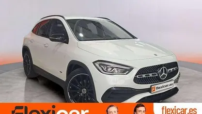 Usado Mercedes GLA200 163 CV (119 kW) 2022 SUV