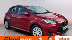 Usado 2022 Toyota Yaris Hybrid Style Utilitario | 17.990 € (Precio justo)