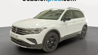 Usado VW Tiguan Sportline 150 CV (110 kW) 2021 Blanco SUV