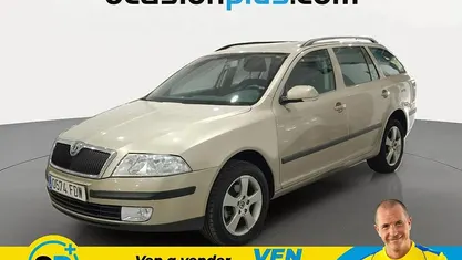 Usado Skoda Octavia 105 CV (77 kW) 2006 Beige Familiar