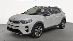 Usado 2018 Kia Stonic SUV | 13.046 € (Buen precio)