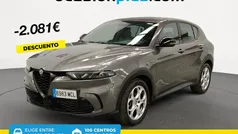 Gris / plata Usado 2022 Alfa Romeo Tonale Sprint SUV | 22.900 € (Precio justo)