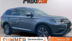 Gris / plata Usado 2019 Mitsubishi Outlander SUV | 20.290 € (Precio justo)