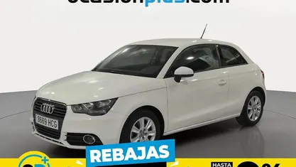 Blanco Usado 2011 Audi A1 Attraction Utilitario | 7150 € (Buen precio)