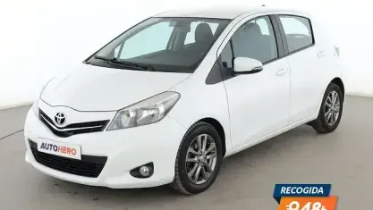 Usado Toyota Yaris Active 90 CV (66 kW) 2014 Blanco Utilitario