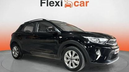 Usado Kia Stonic 101 HP (74 kW) 2022 Preto SUV