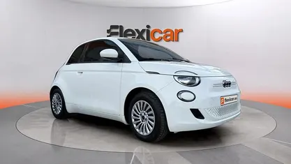Usado Fiat 500e 86 kW (118 CV) 2023 Blanco Berlina
