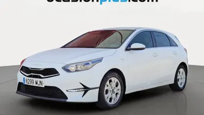 Usado Kia Ceed 136 CV (100 kW) 2023 Blanco Utilitario