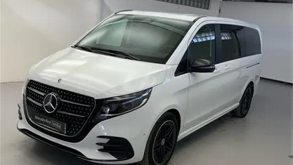 Usado 2025 Mercedes V250 Avantgarde Monovolumen | 86.000 €