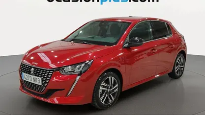 Usado Peugeot 208 Allure 102 CV (75 kW) 2023 Rojo Utilitario