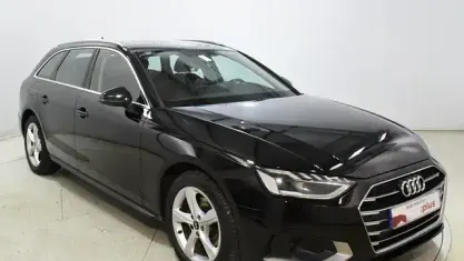 Usado Audi A4 Advanced Plus 136 CV (100 kW) 2022 Negro Familiar