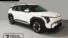 Blanco Nuevo 2025 Kia EV3 Air SUV | 31.000 € (Buen precio)