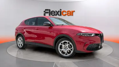 Usado Alfa Romeo Tonale Sprint 131 CV (96 kW) 2023 Rojo SUV