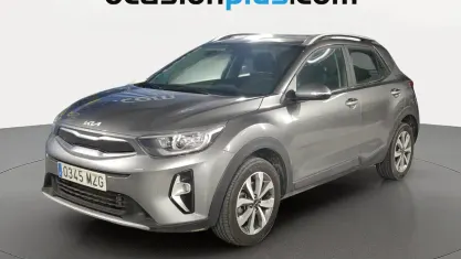 Usado Kia Stonic 101 CV (74 kW) 2025 Gris SUV