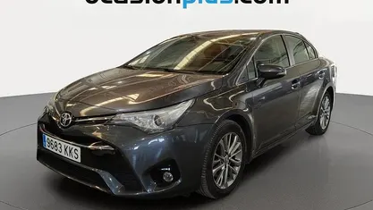 Usado Toyota Avensis Business Edition 143 CV (105 kW) 2018 Gris Berlina