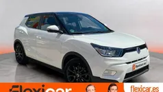 Blanco Usado 2017 Ssangyong Tivoli Limited SUV | 11.690 € (Precio justo)