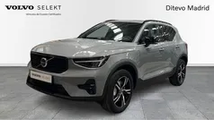 Usado 2025 Volvo XC40 Plus SUV | 40.700 € (Precio justo)