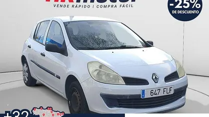 Usado Renault Clio II Authentique 75 CV (55 kW) 2007 Blanco Berlina