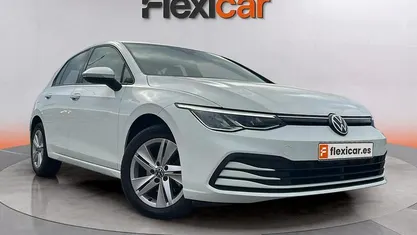 Blanco Usado 2021 VW Golf Berlina | 17.690 € (Super precio)