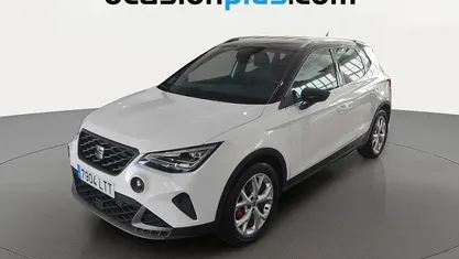 Usado Seat Arona FR 110 CV (80 kW) 2021 SUV