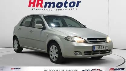 Usado Chevrolet Lacetti SX 121 CV (88 kW) 2007 Gris Utilitario
