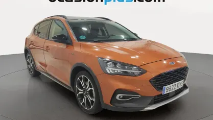 Usado Ford Focus Active 125 CV (91 kW) 2019 Naranja Monovolumen