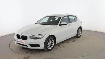 Usado BMW 118 Sport Line 135 CV (99 kW) 2019 Blanco Utilitario
