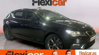 Usado Seat Leon ST Style 131 CV (96 kW) 2020 Negro Familiar