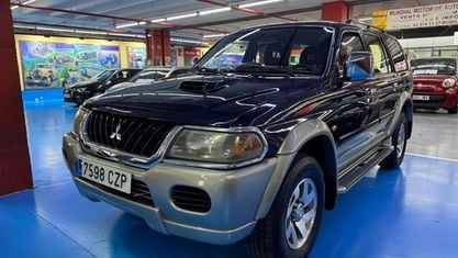 Käytetty Mitsubishi Montero Sport Intense+ 115 HP (84 kW) 2004 Sininen Katumaasturi