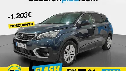 Usado Peugeot 5008 Active 120 CV (88 kW) 2017 Azul Monovolumen