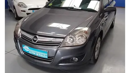 Usado Opel Astra Energy 90 HP (66 kW) 2009 Citadino