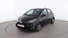 Negro Usado 2018 Toyota Yaris Hybrid Active Utilitario | 13.699 € (Precio justo)