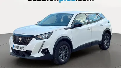 Usado Peugeot 2008 Active 110 CV (80 kW) 2022 Blanco SUV