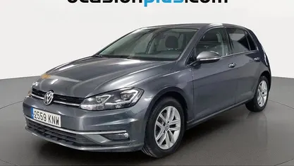 Usado VW Golf VII Advance 115 CV (84 kW) 2018 Gris Utilitario