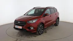 Rojo Usado 2019 Ford Kuga ST-Line SUV | 16.299 € (Precio justo)